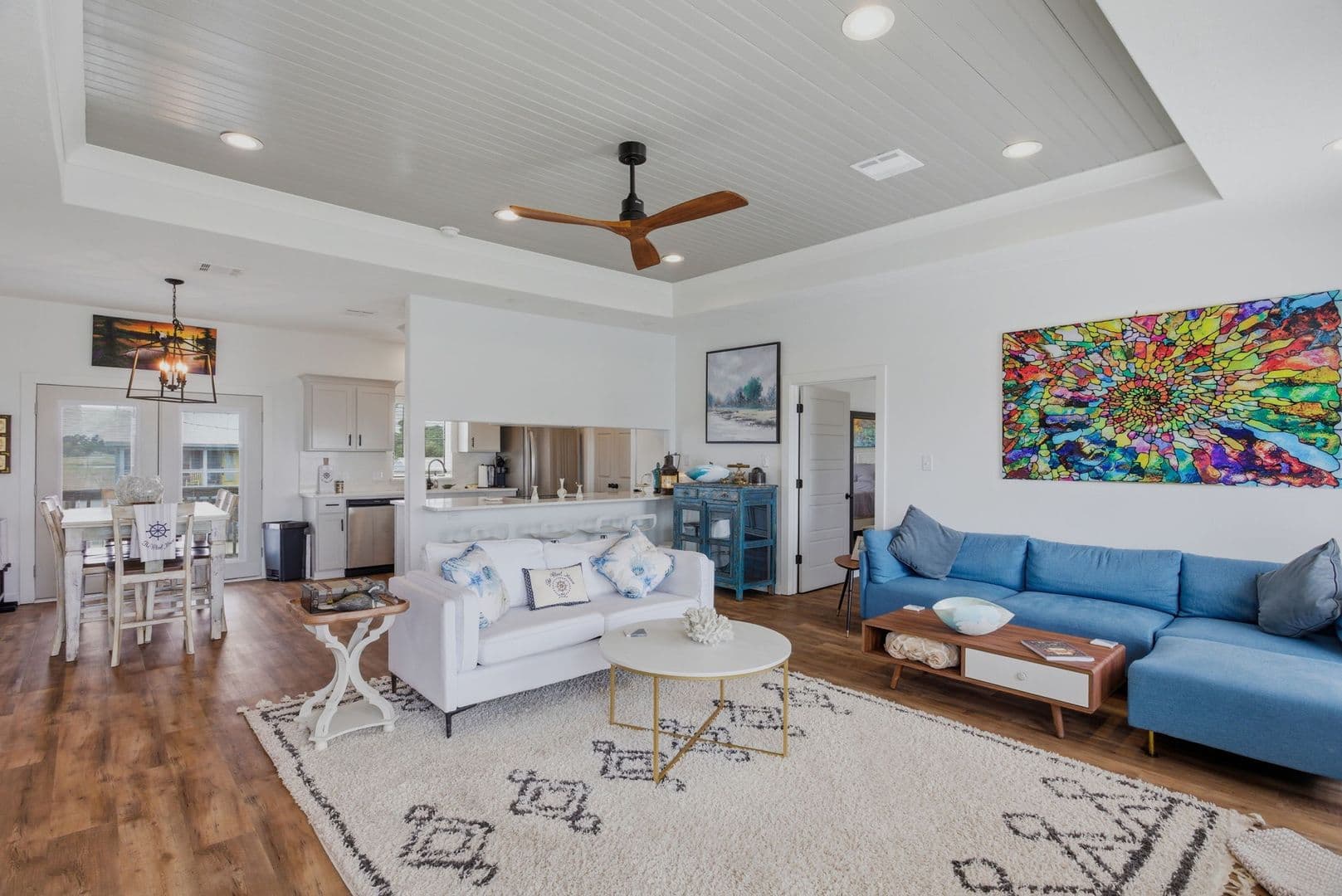 Sulphur House: 7238 Pirates Cove Ln