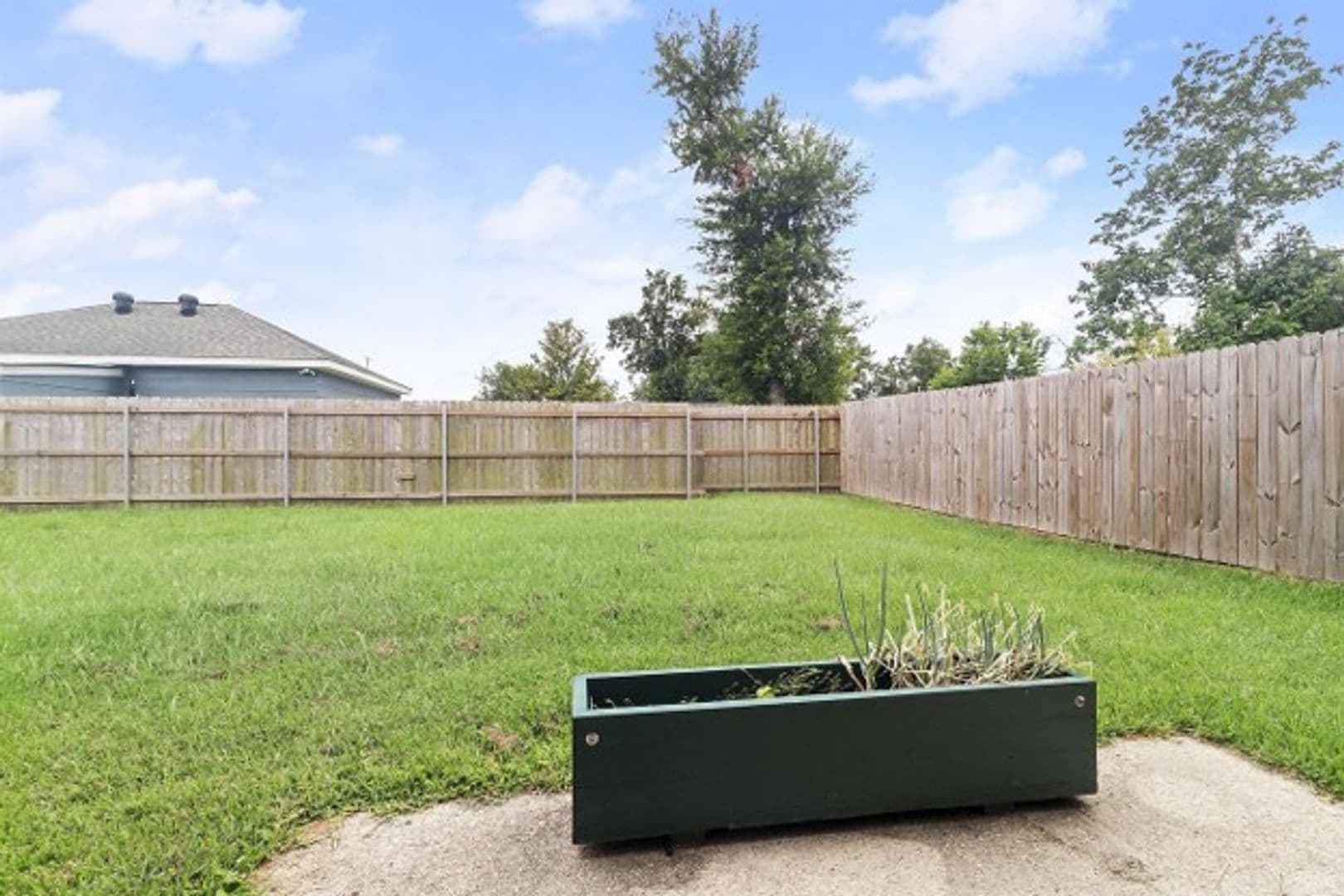 Lake Charles Apartment: 1101 Deesport St