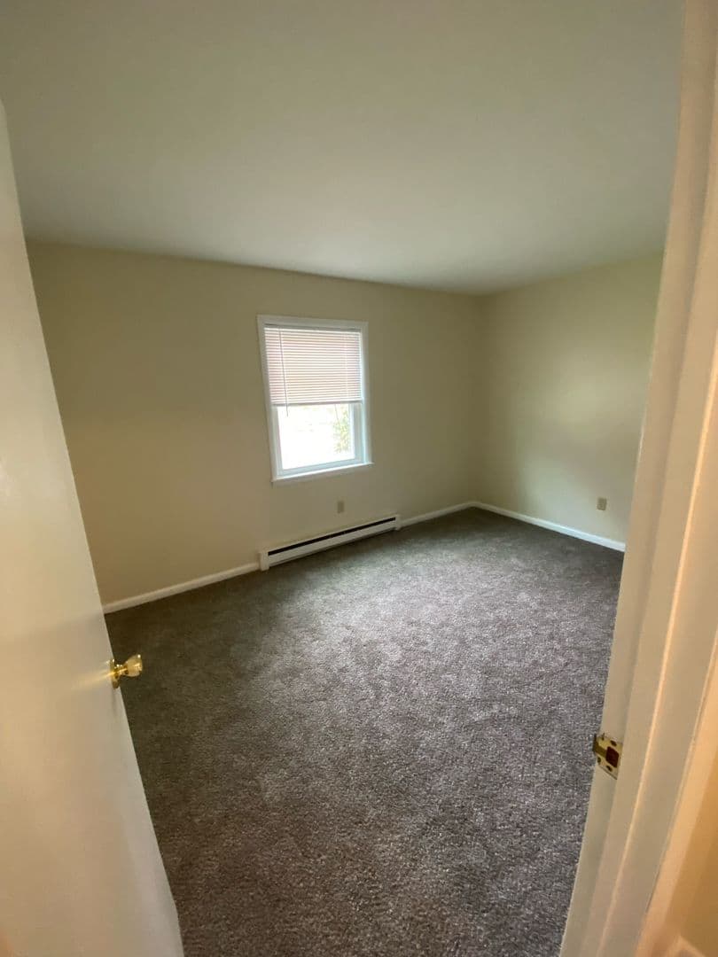 Pittsfield Apartment: 70, 74, 78 Springside Avenue