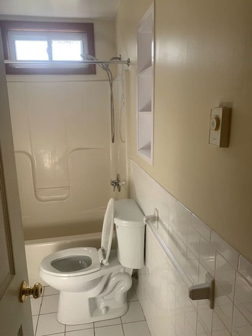 Westbrook Apartment: 1739-1749 Boston Post Road