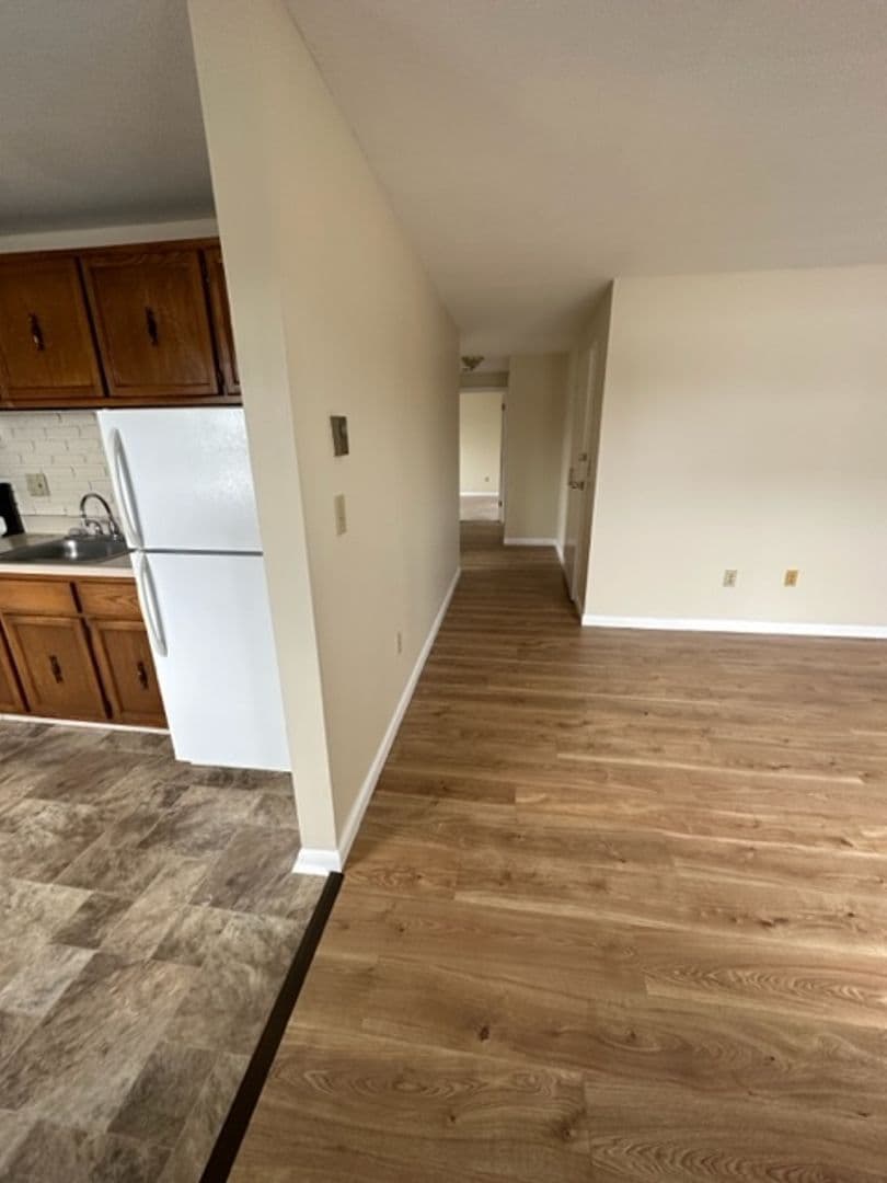 Bristol Apartment: 288 Pine Street
