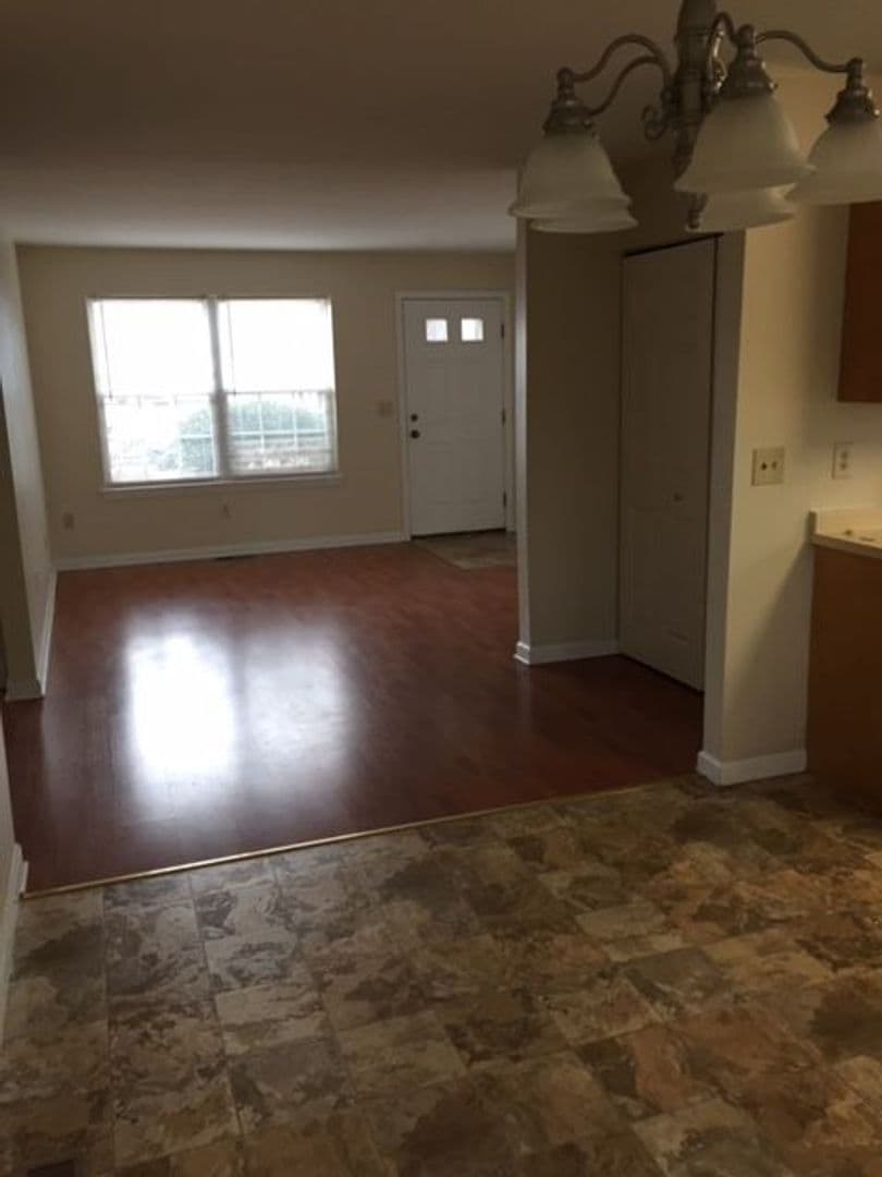 Norwich Apartment: 1-68 Woods Drive