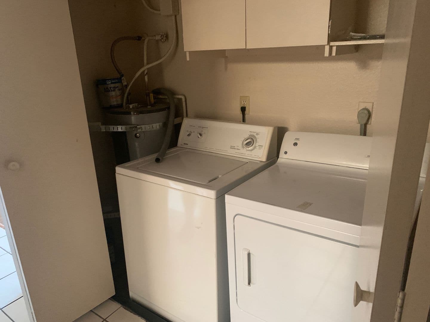 YUMA House: 953 W Cortez Ln