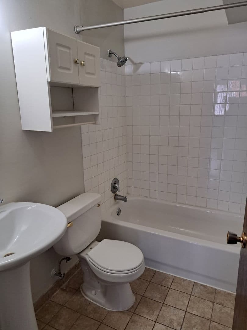 Fridley Apartment: 191 Island Park Drive NE