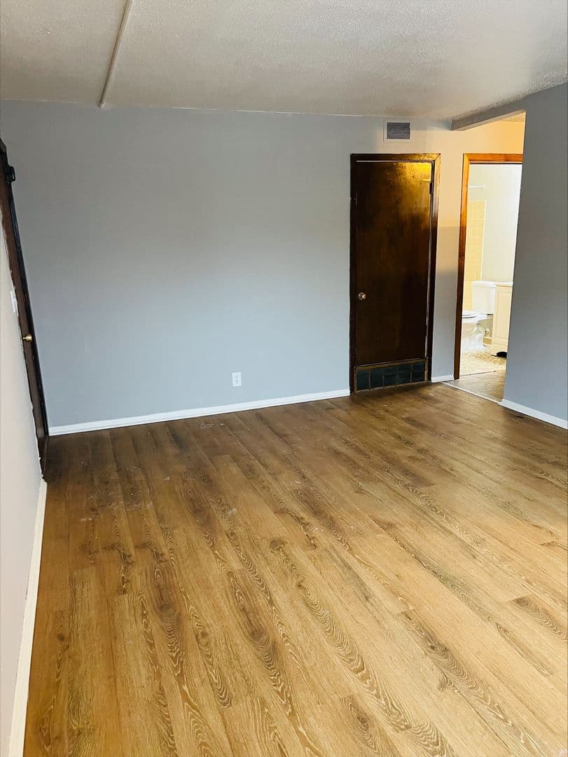 Fridley Apartment: 191 Island Park Drive NE