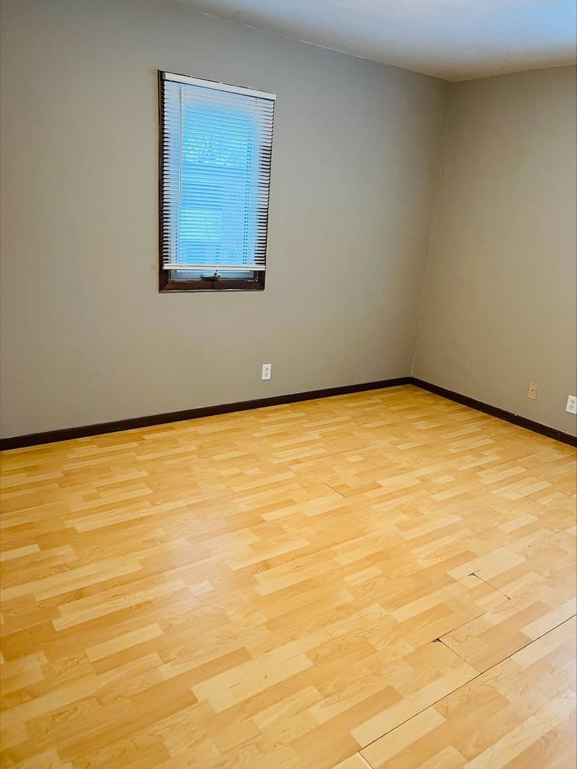 Fridley Apartment: 191 Island Park Drive NE