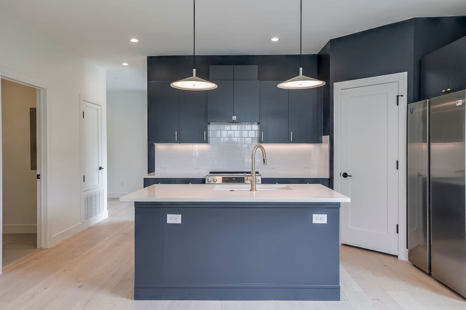 Fort Worth Apartment: 309 W. Daggett - #207