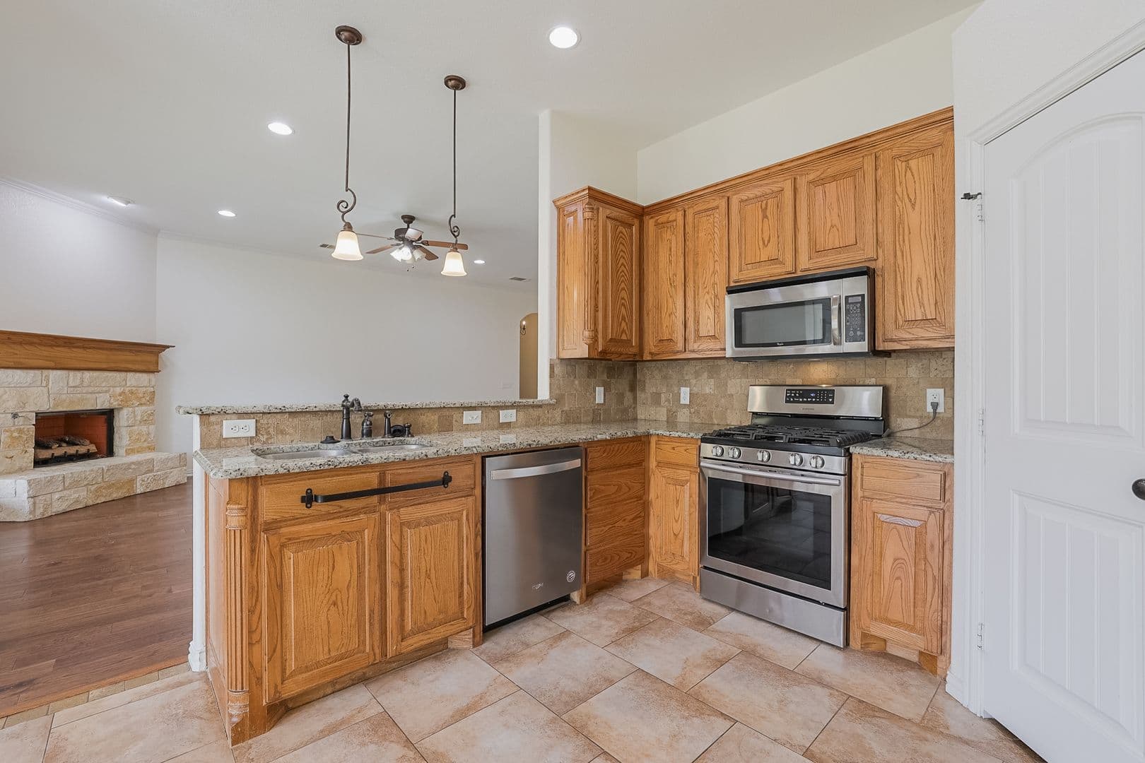 Willow Park House: 278 Spyglass Drive
