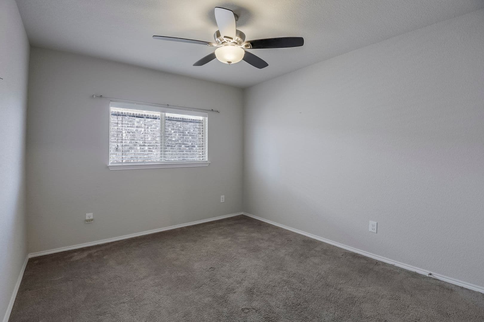 Fort Worth House: 10521 Hartley Lane