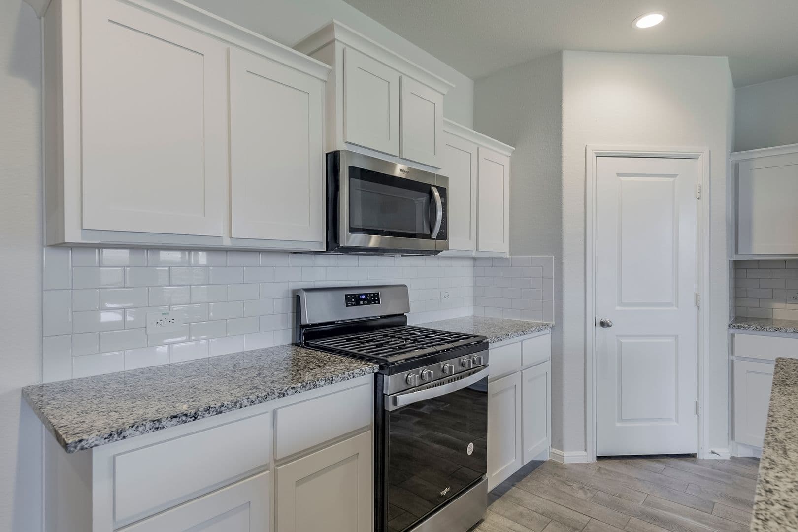 Fort Worth House: 8620 High Hill Drive