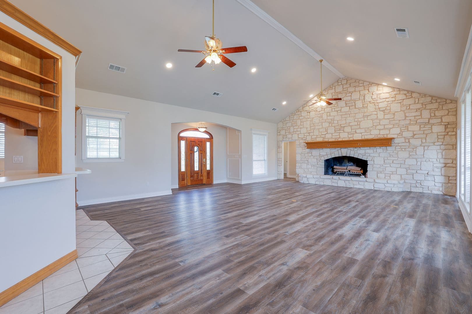 Fort Worth House: 9901 Oak Grove Road