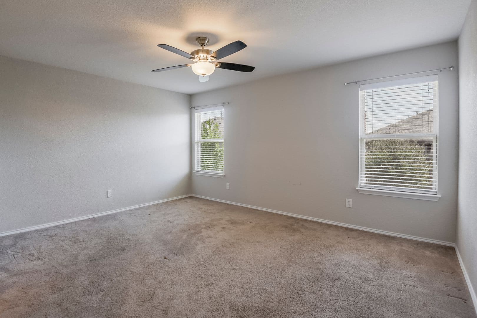 Fort Worth House: 10521 Hartley Lane