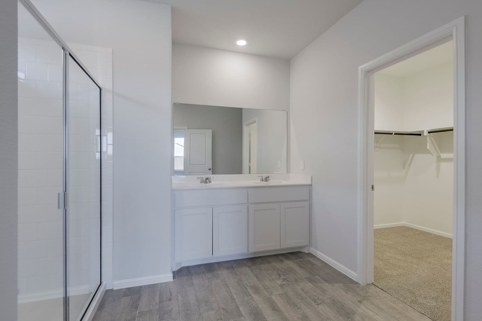 Fort Worth House: 8620 High Hill Drive