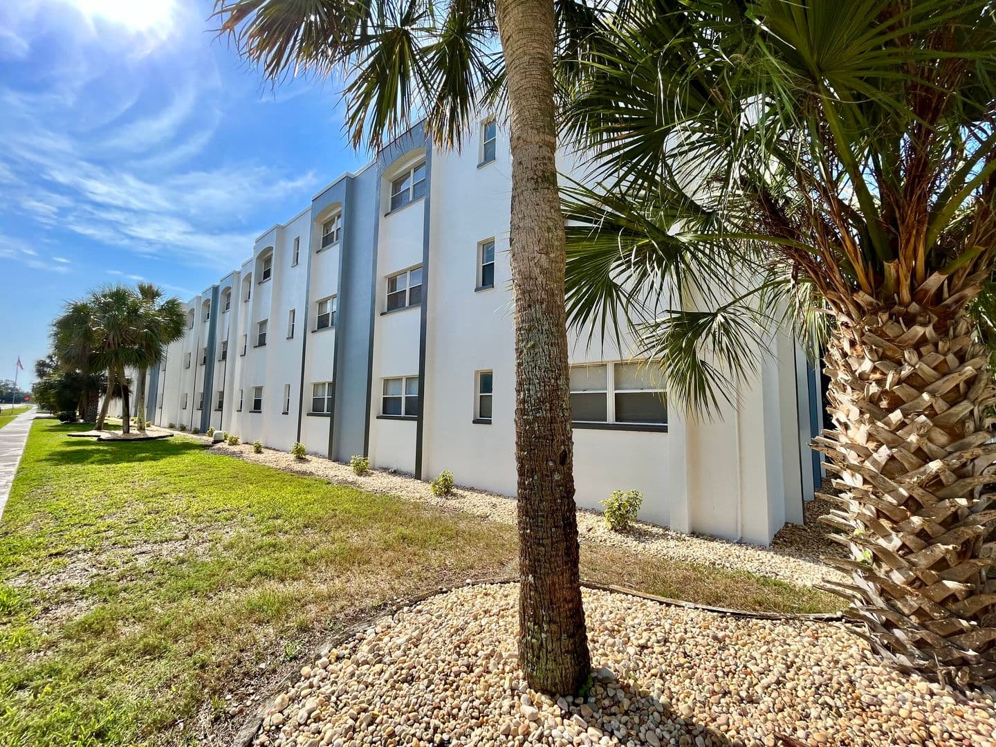 St. Petersburg Apartment: 600 76th Ave N