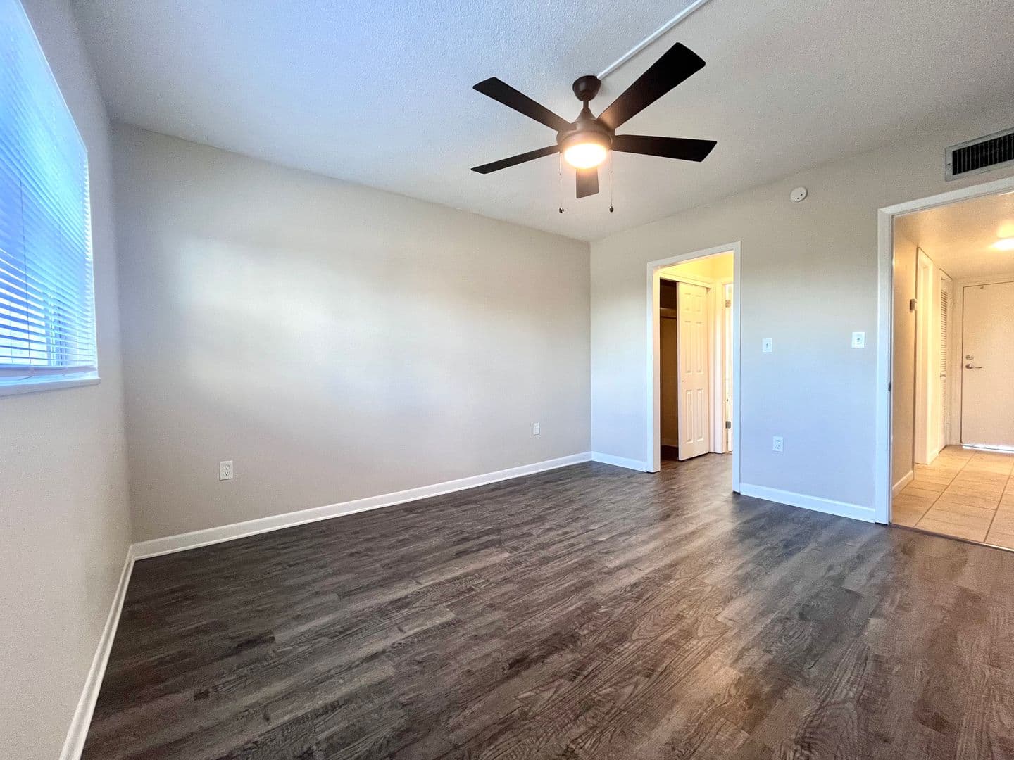 St. Petersburg Apartment: 600 76th Ave N