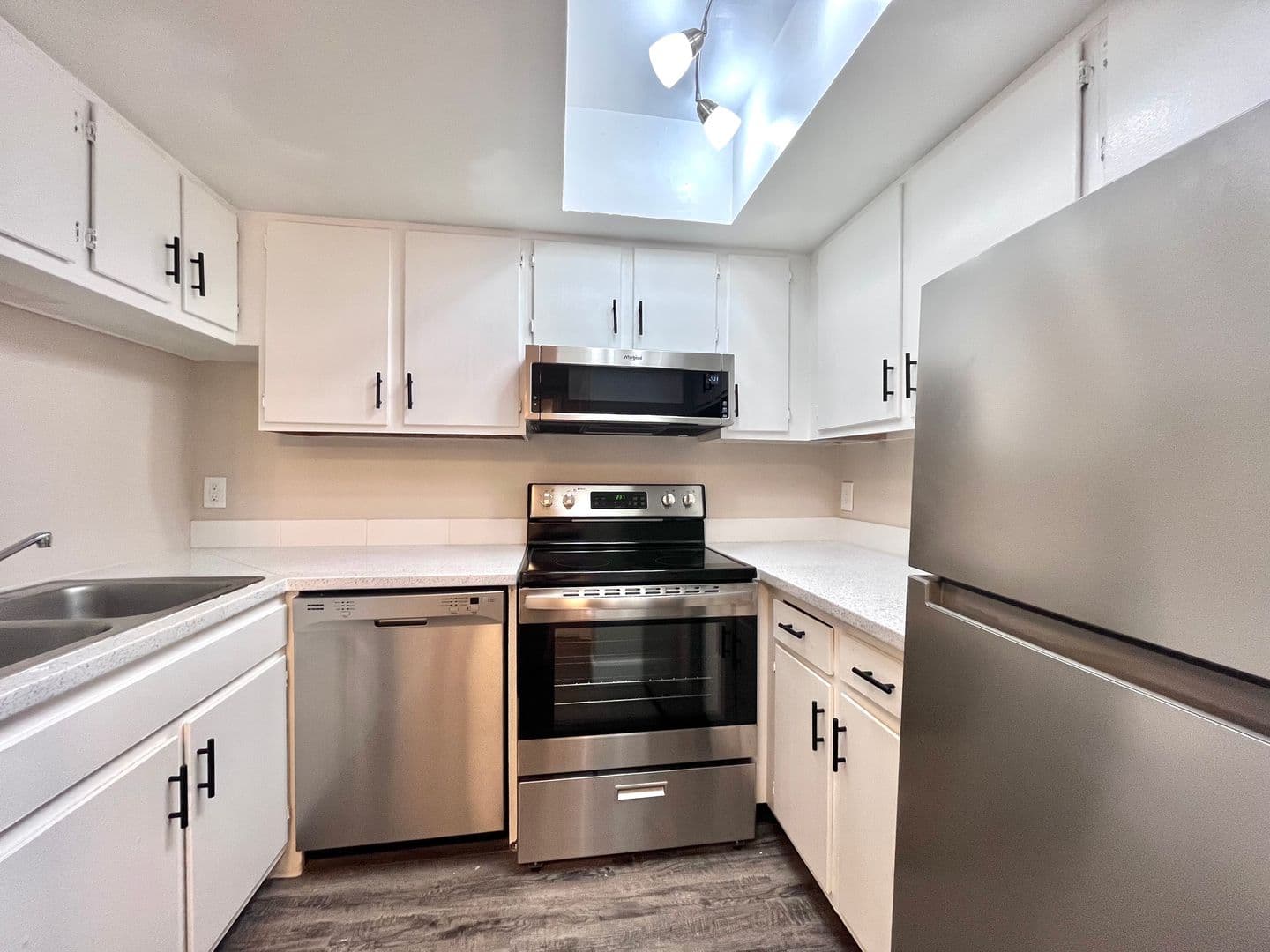 Tampa Apartment: 4216 S Manhattan Ave