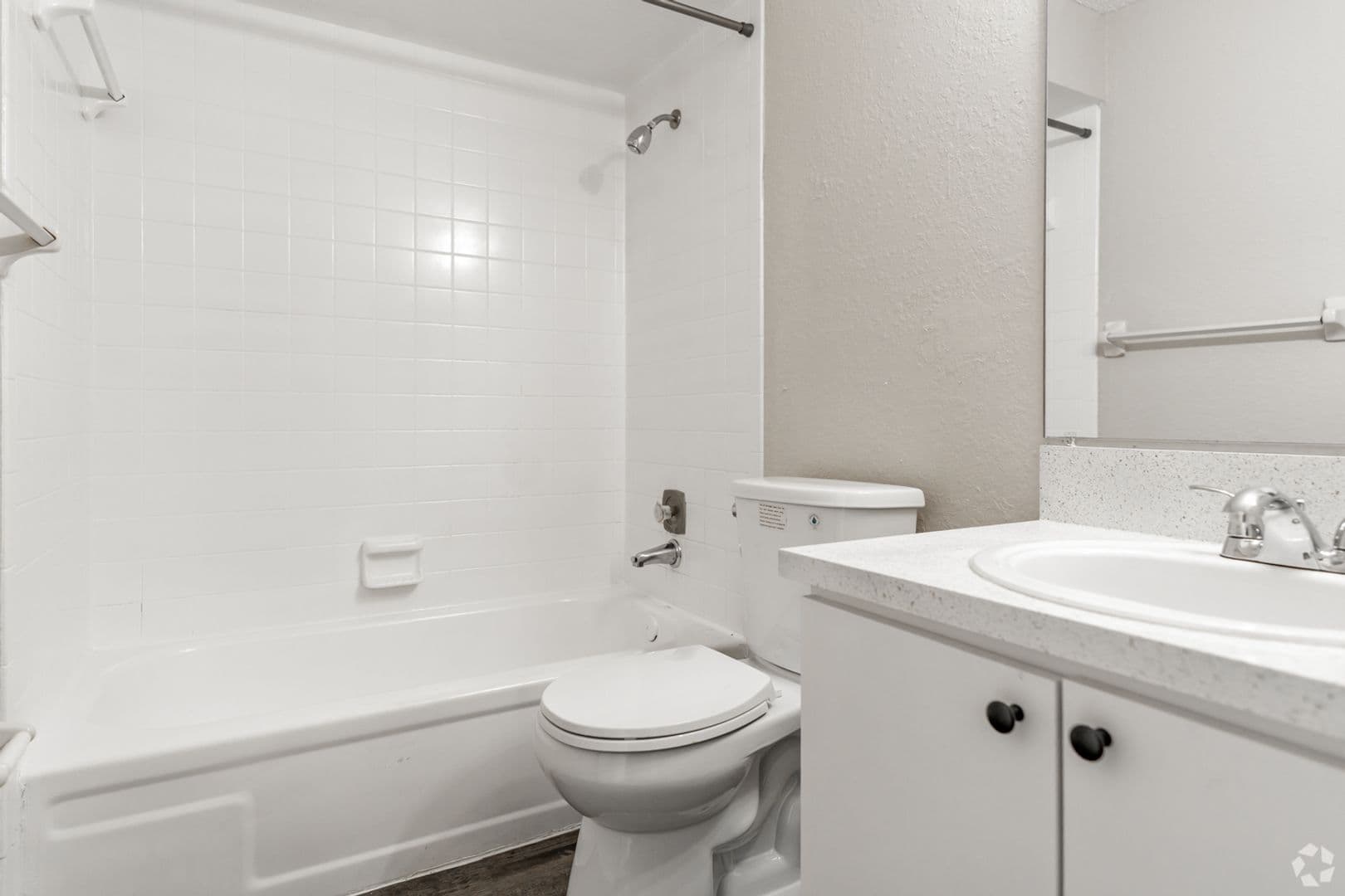 Pinellas Park Apartment: 4071 76th Ave N