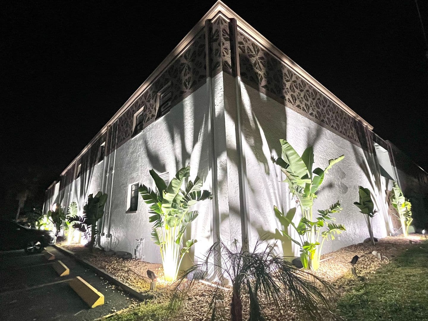 Tampa Apartment: 4216 S Manhattan Ave