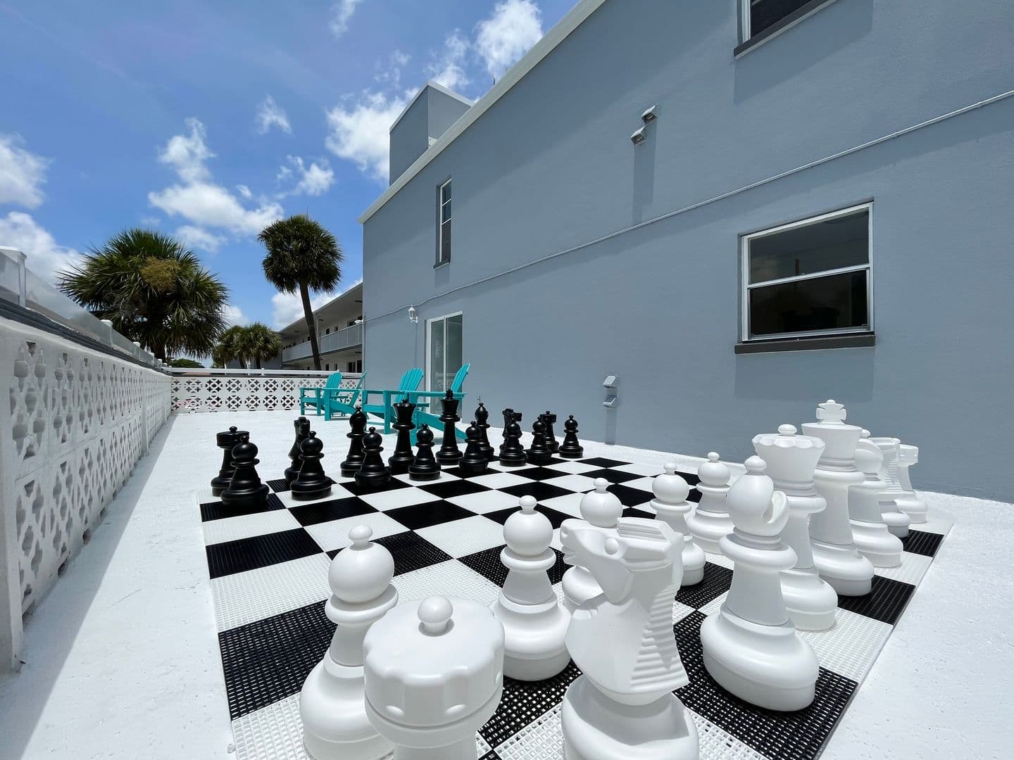 St. Petersburg Apartment: 600 76th Ave N