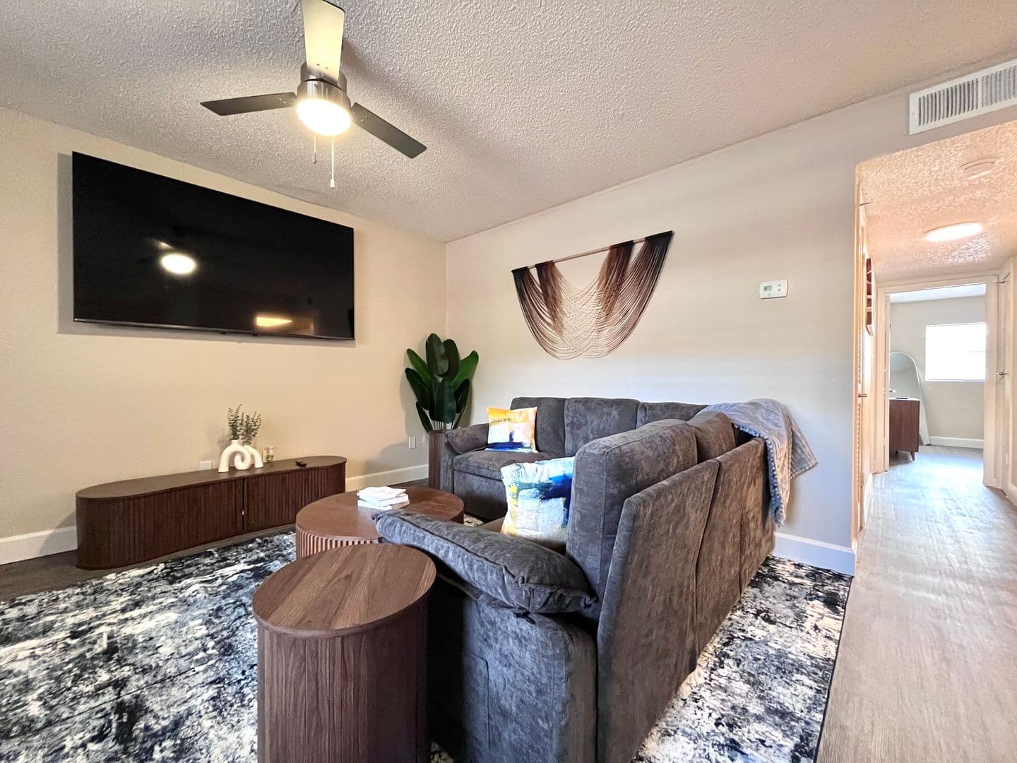 Tampa Apartment: 4216 S Manhattan Ave