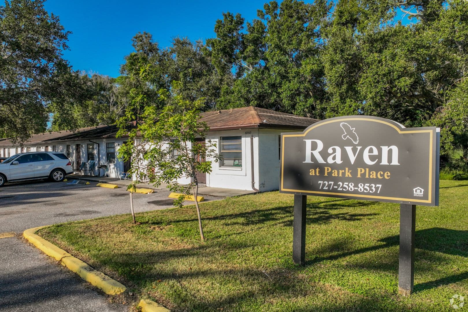 Pinellas Park Apartment: 4071 76th Ave N