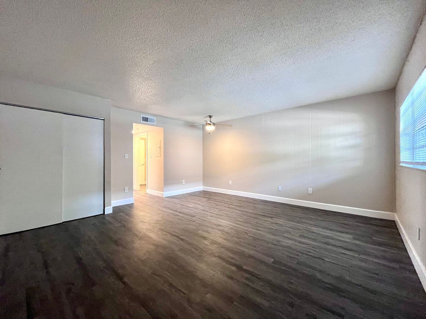 Tampa Apartment: 4216 S Manhattan Ave