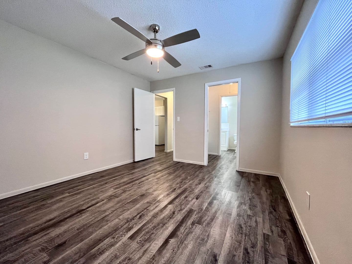 Tampa Apartment: 4002 S Manhattan Ave