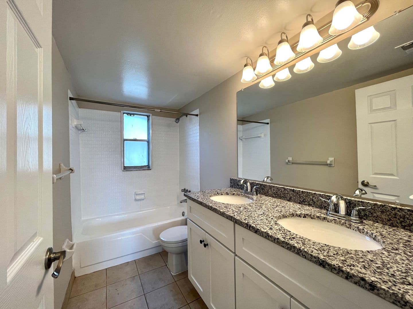 St. Petersburg Apartment: 600 76th Ave N