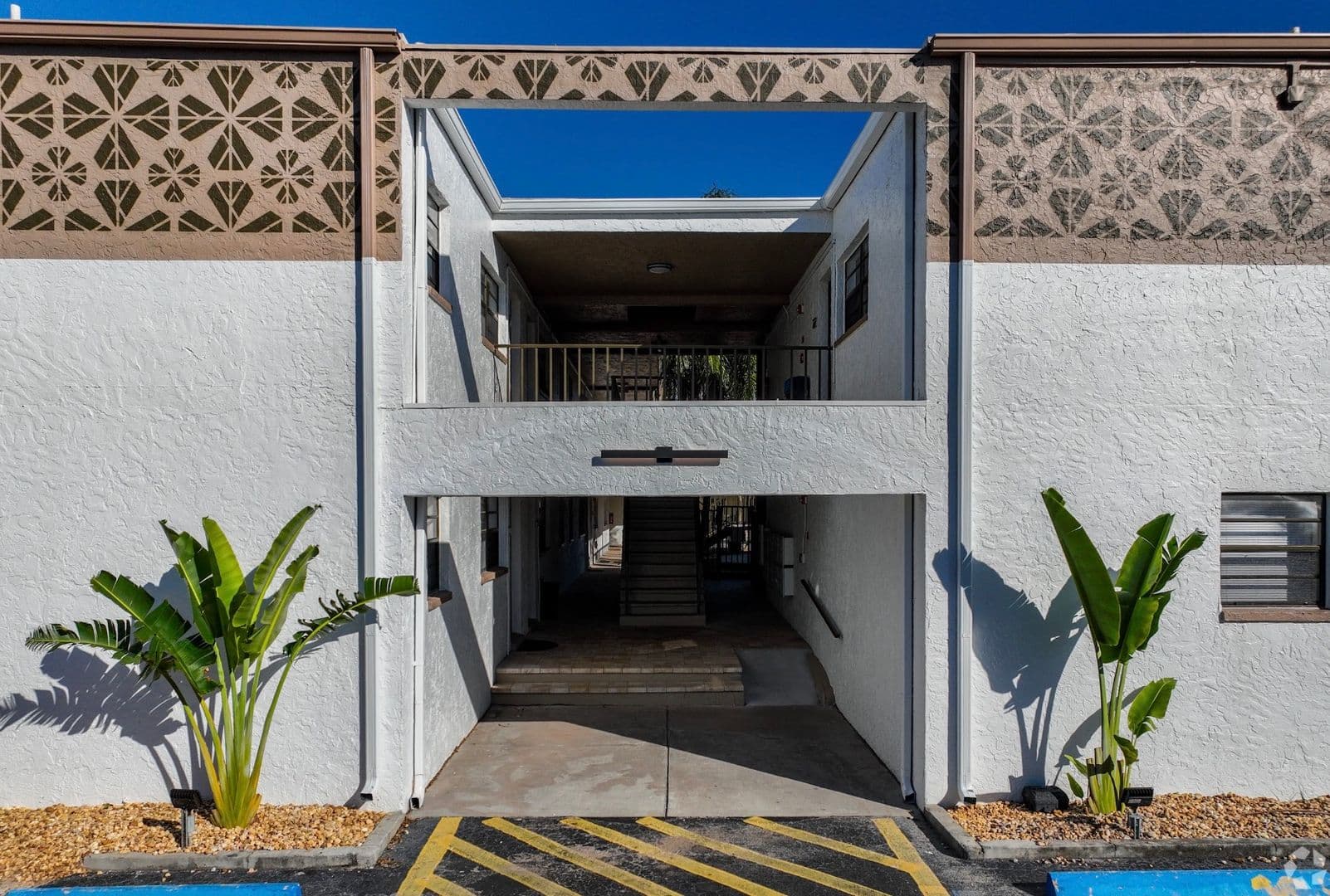 Tampa Apartment: 4216 S Manhattan Ave
