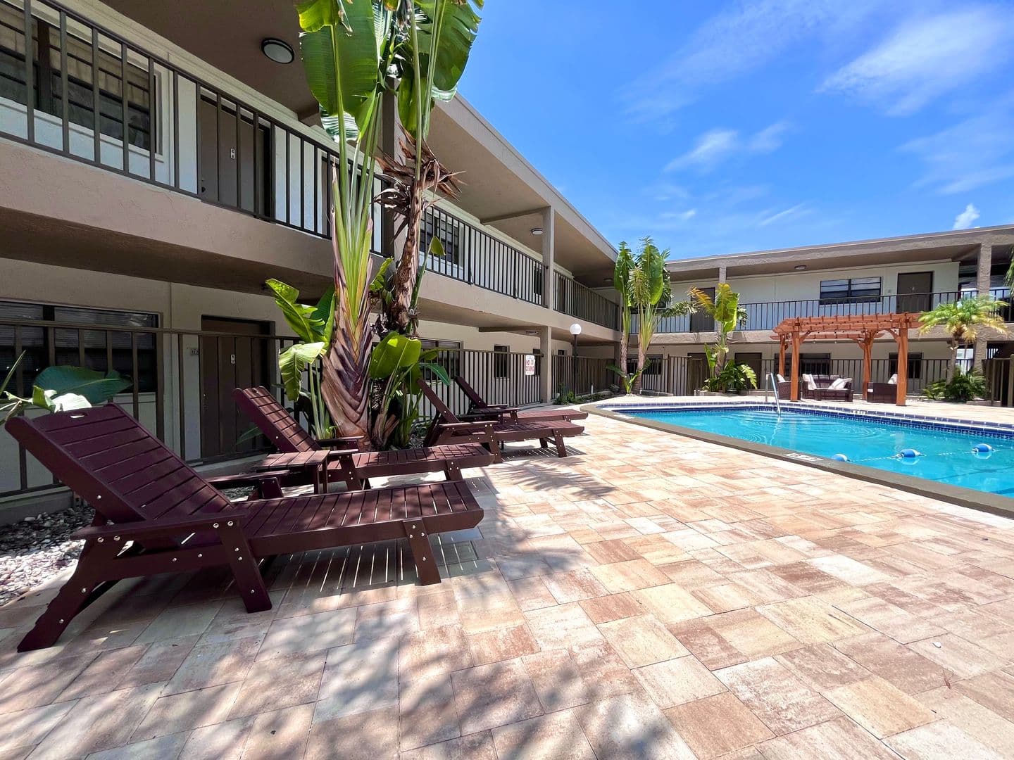 Tampa Apartment: 4216 S Manhattan Ave