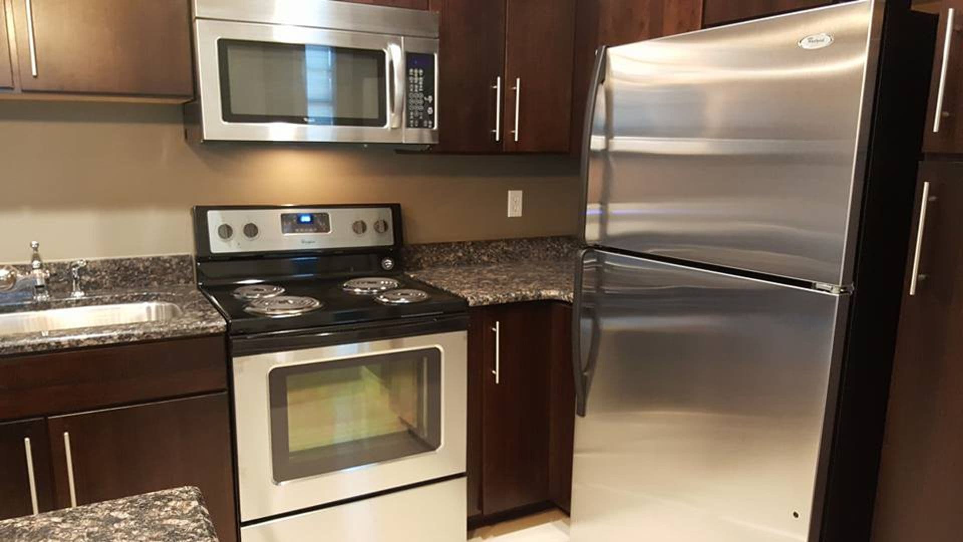 Flint Apartment: 607 E. Second Ave