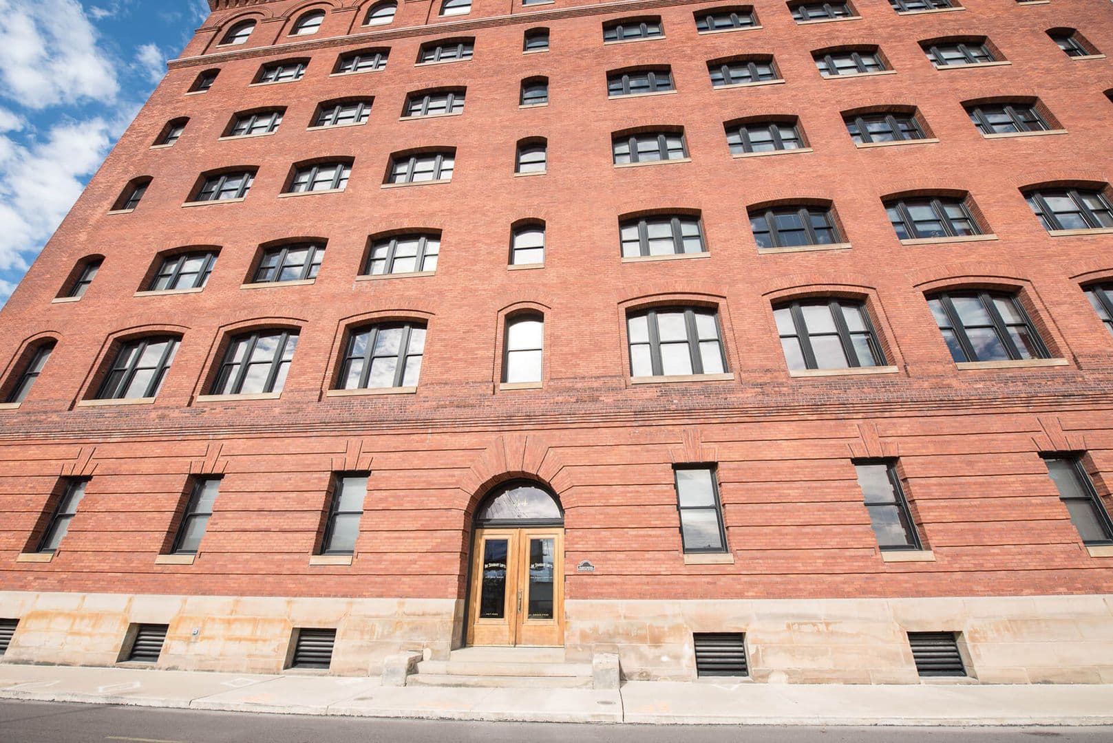 Toledo Apartment: 34 S. Erie St