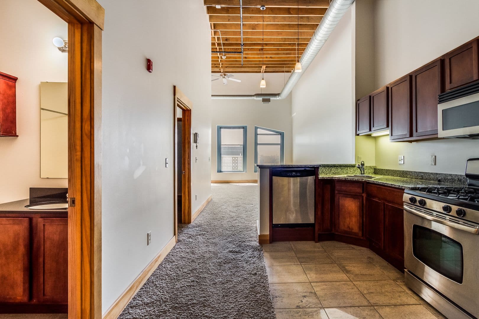 Lansing Apartment: 401 S Washington Sq