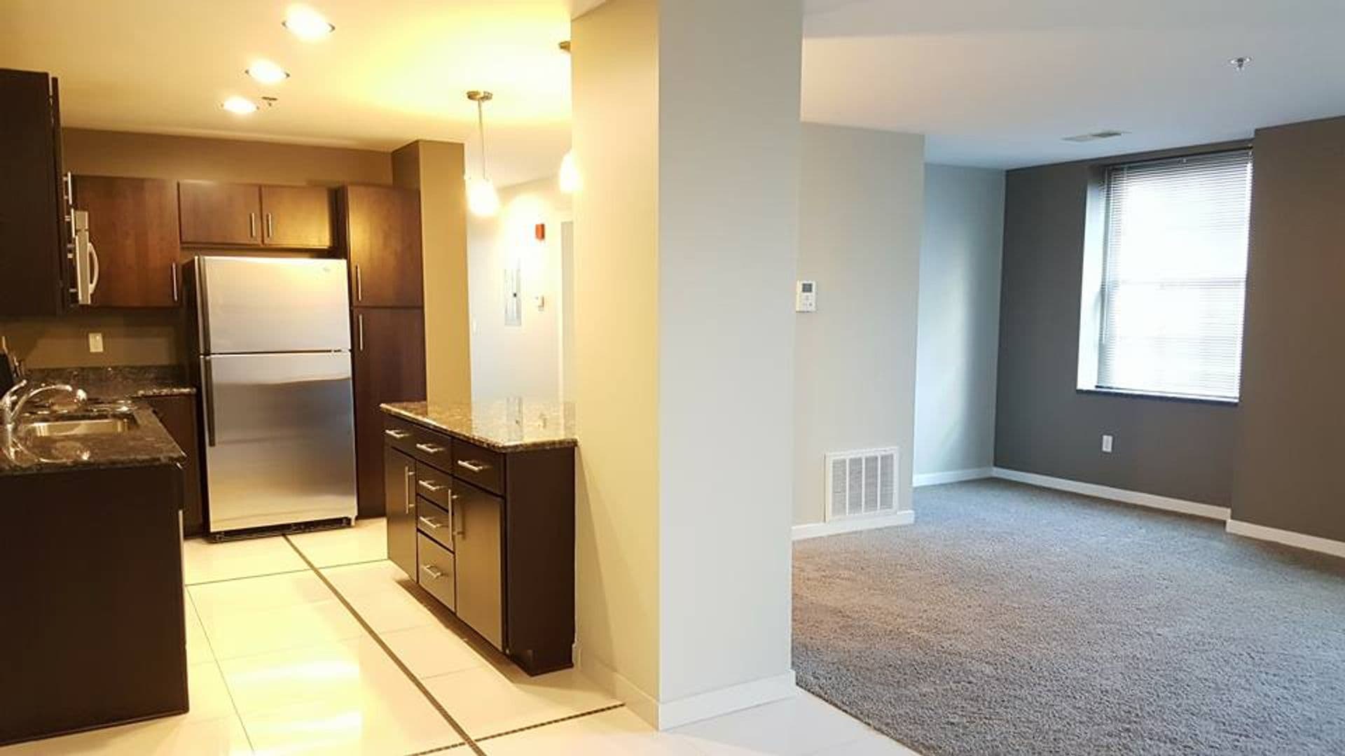 Flint Apartment: 607 E. Second Ave