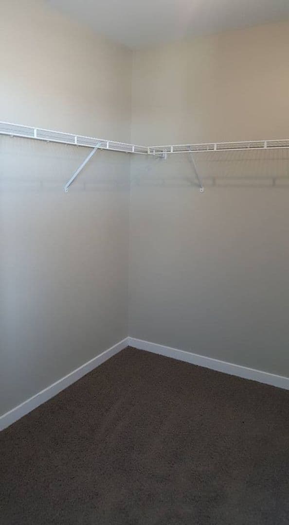 Flint Apartment: 607 E. Second Ave
