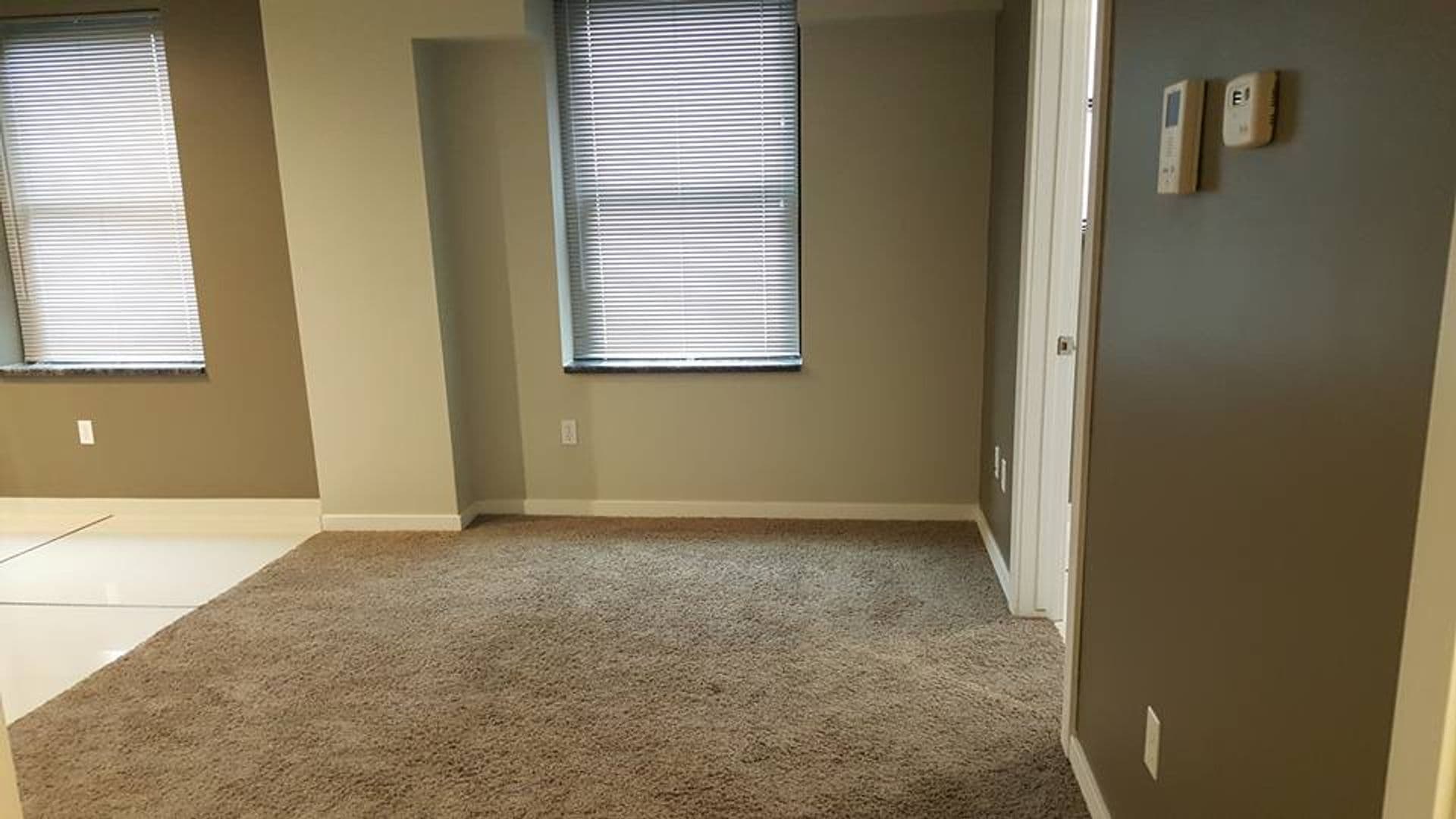 Flint Apartment: 607 E. Second Ave