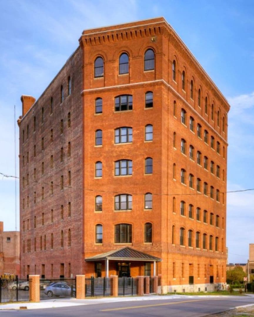 Toledo Apartment: 34 S. Erie St