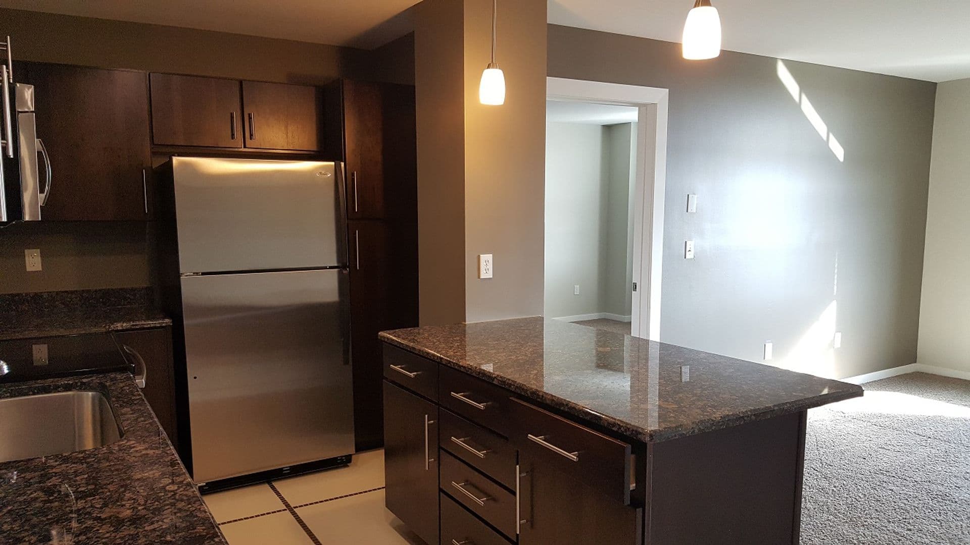 Flint Apartment: 607 E. Second Ave