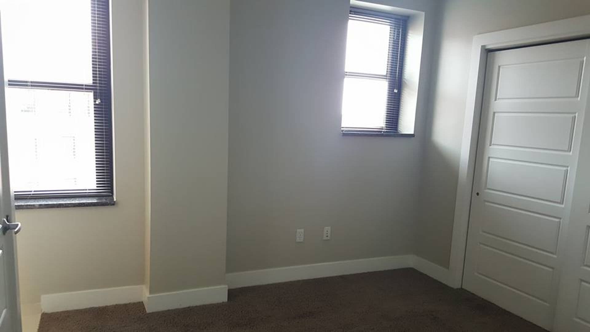 Flint Apartment: 607 E. Second Ave