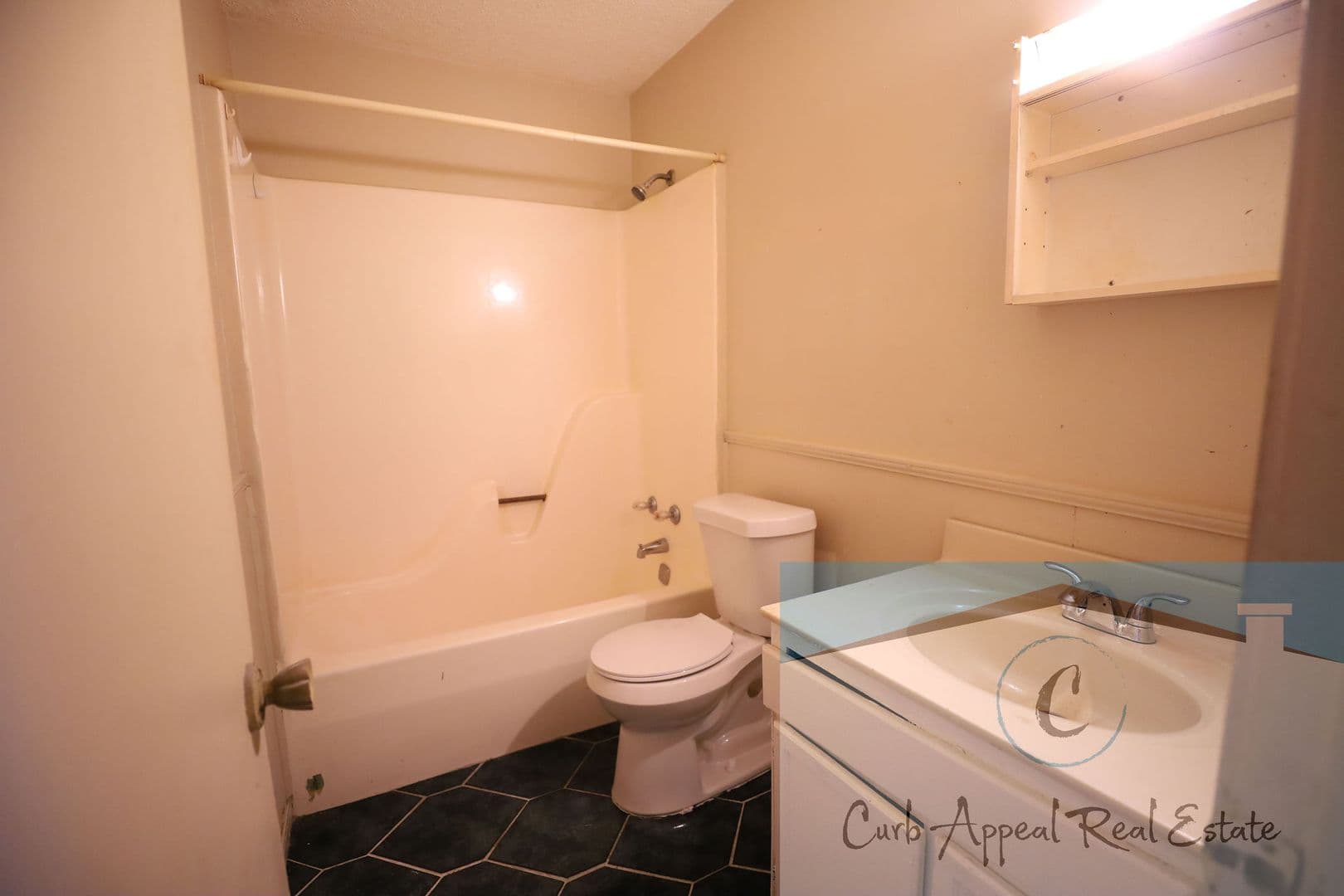 Trumann Apartment: 545 Monroe