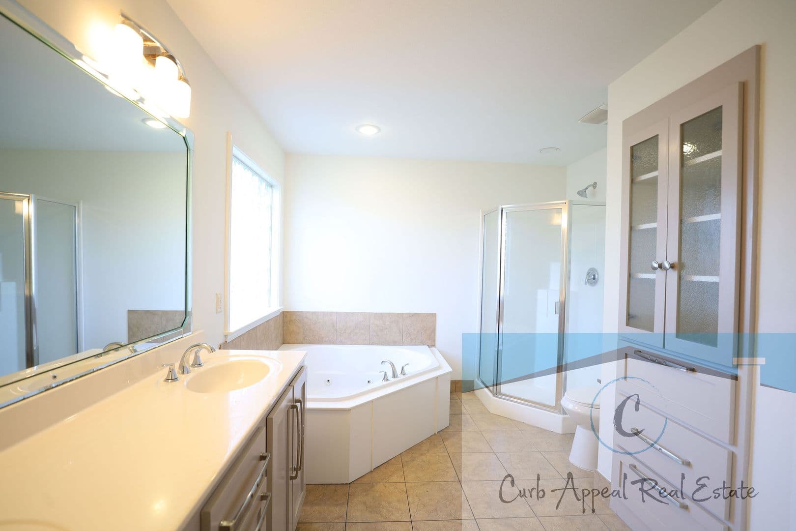 Jonesboro House: 3805 Charleston Dr