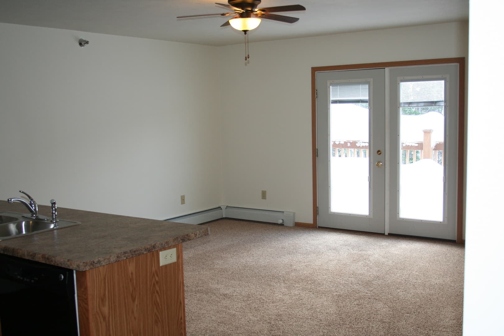 Marquette Apartment: 2722 Scenic Drive