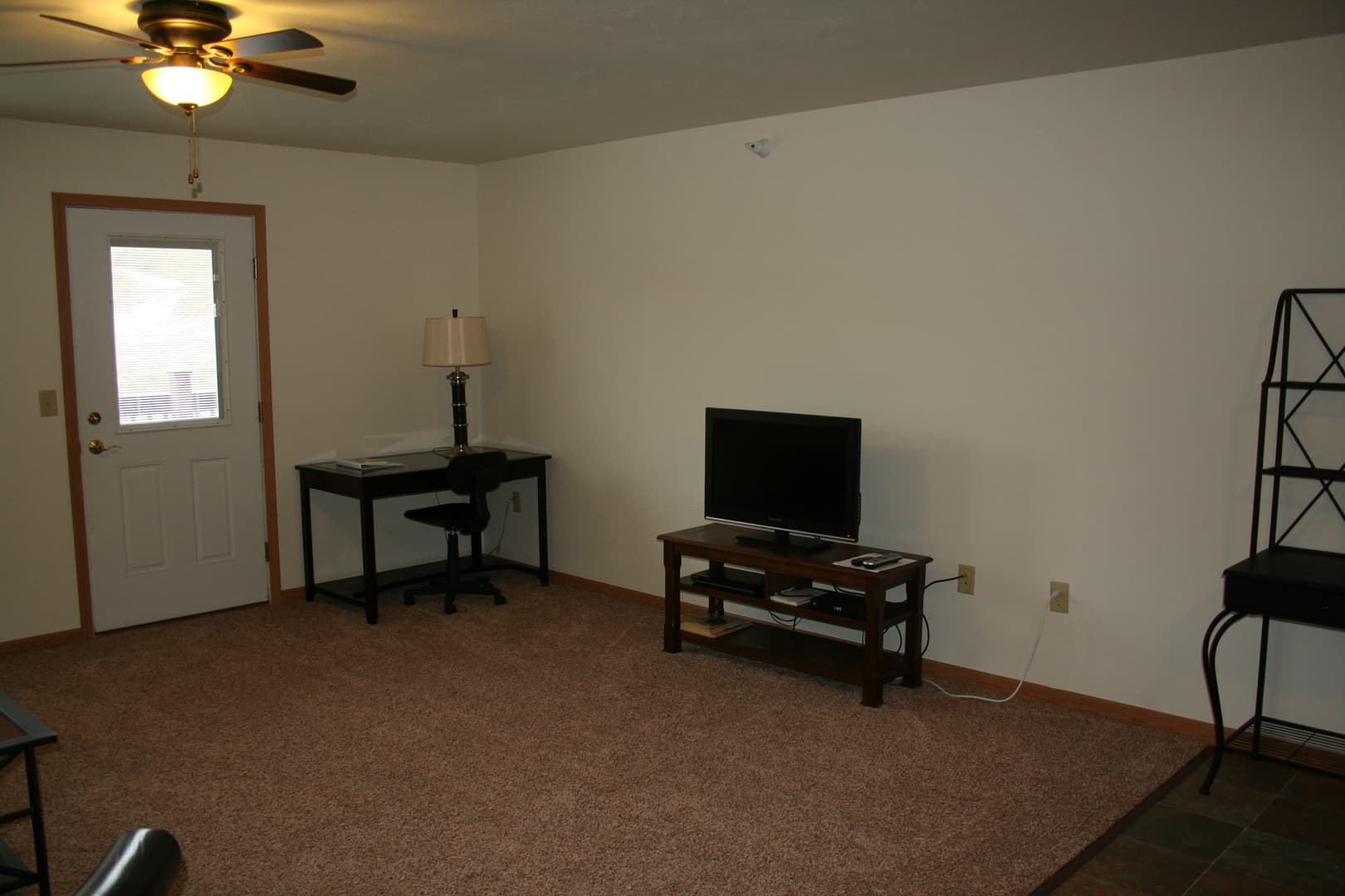 Marquette Apartment: 2732 Scenic Drive