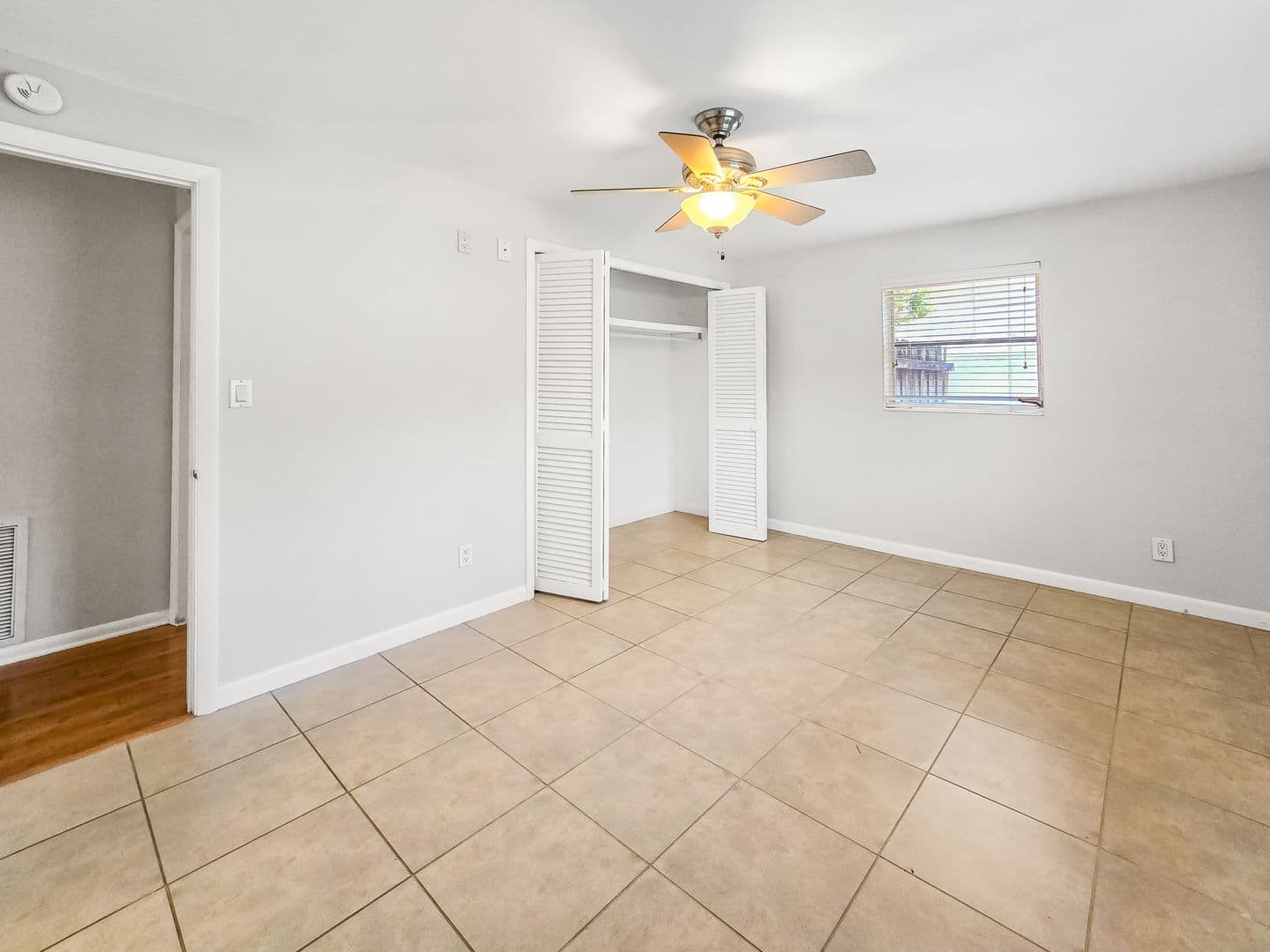 Naples House: 1189 Royal Palm Drive