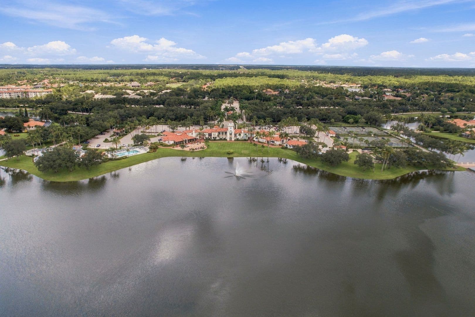 Naples House: 3440 Donoso Court
