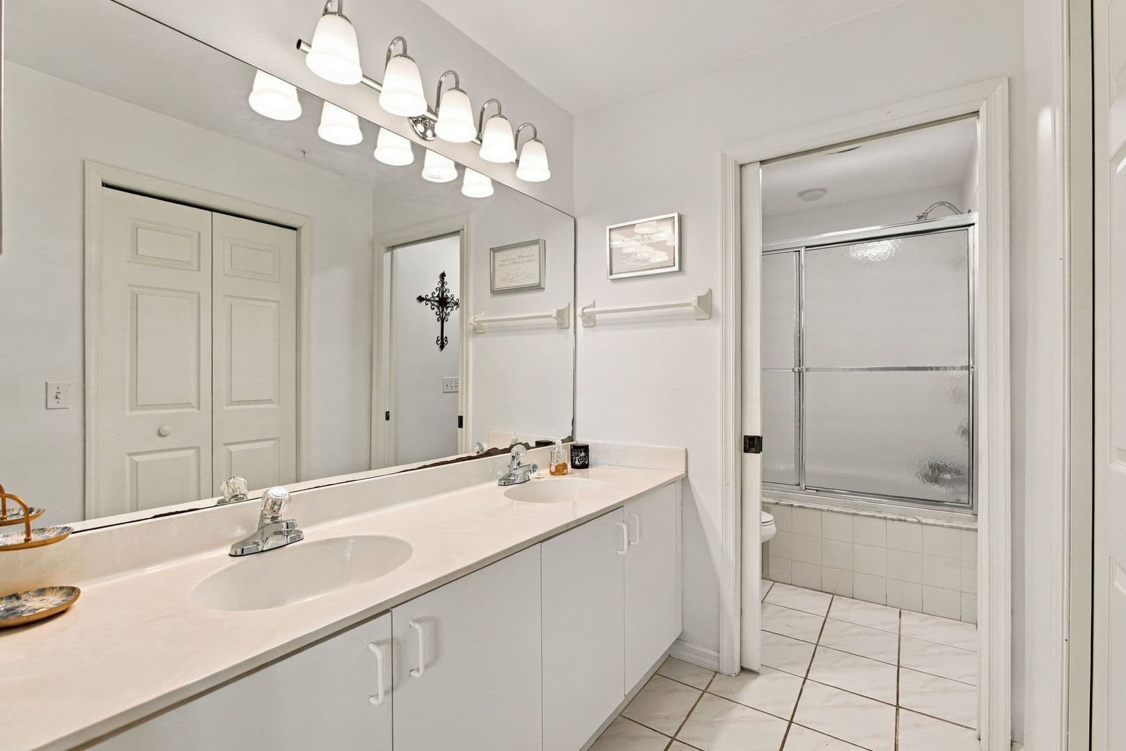 Naples Townhome: 367 Dover Place