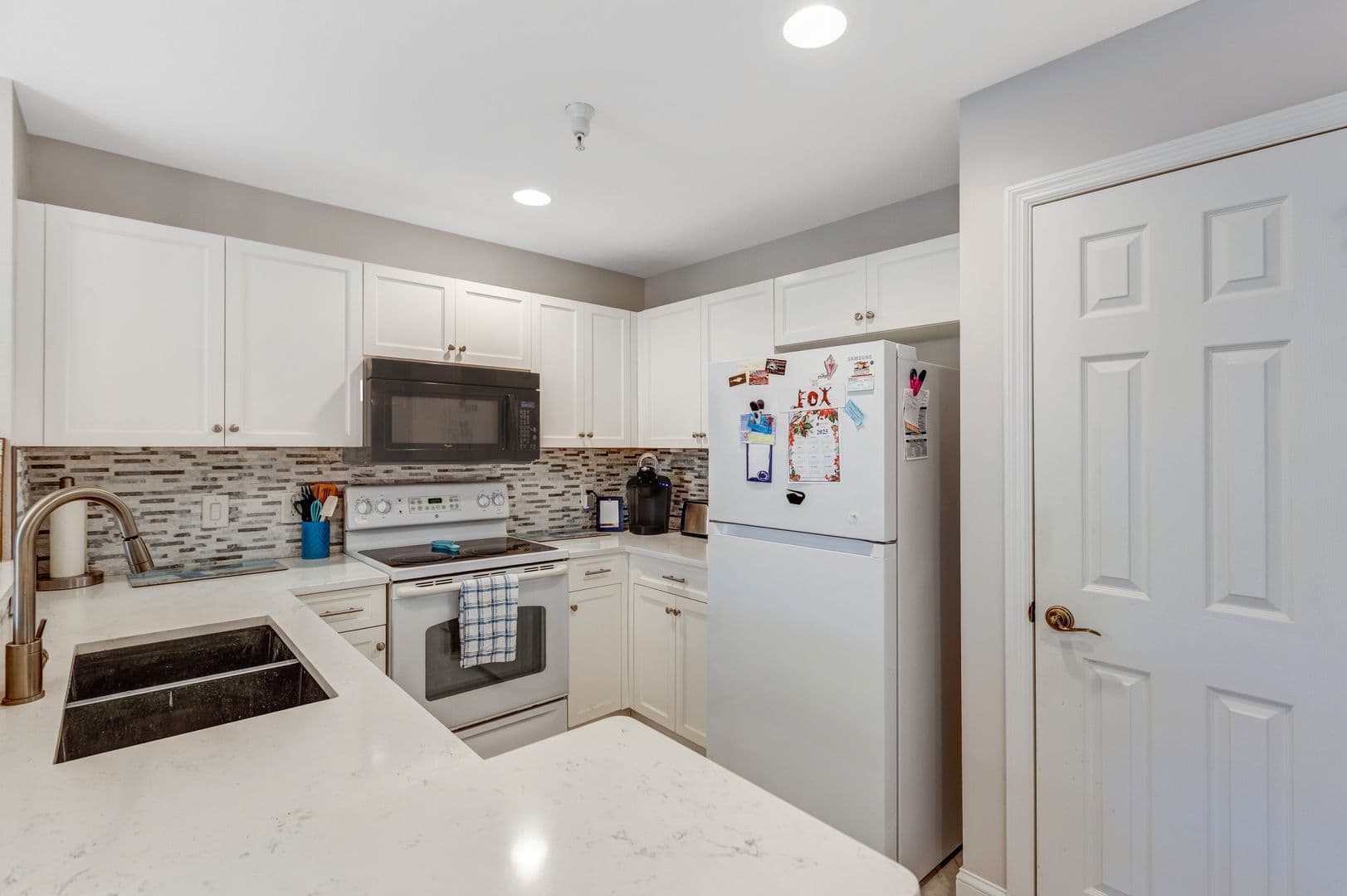 Naples Condo: 4530 Botanical Place Circle