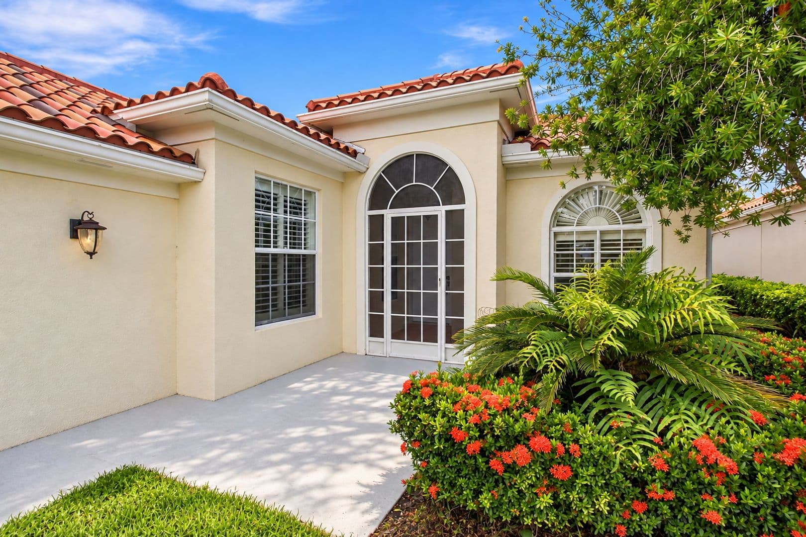 Naples House: 3440 Donoso Court