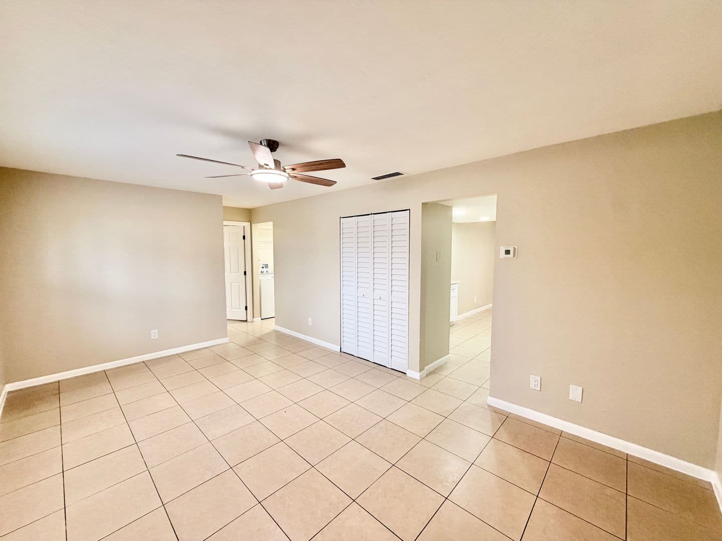 Naples Apartment: 2281 Sunshine Blvd