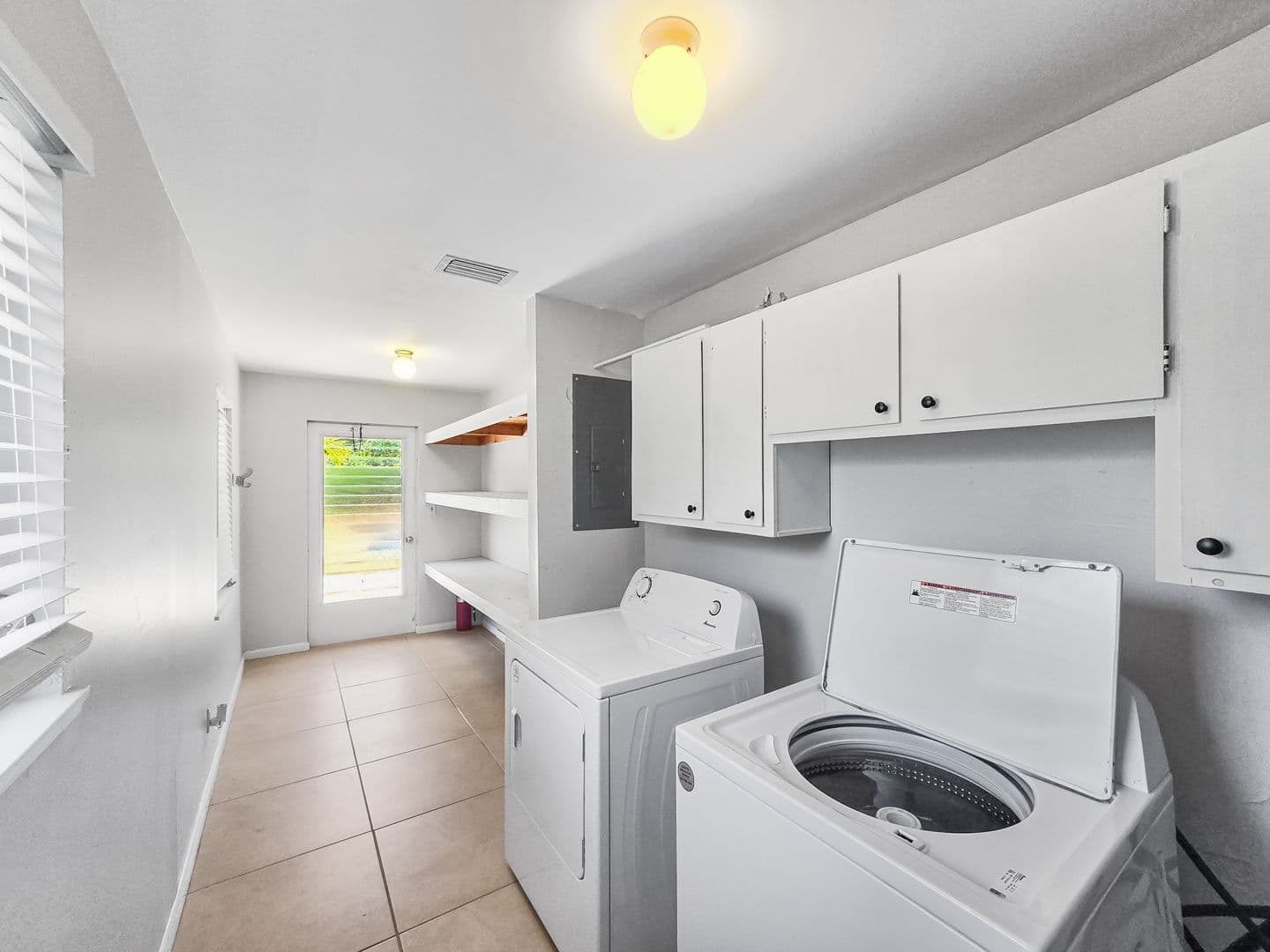 Naples House: 1189 Royal Palm Drive